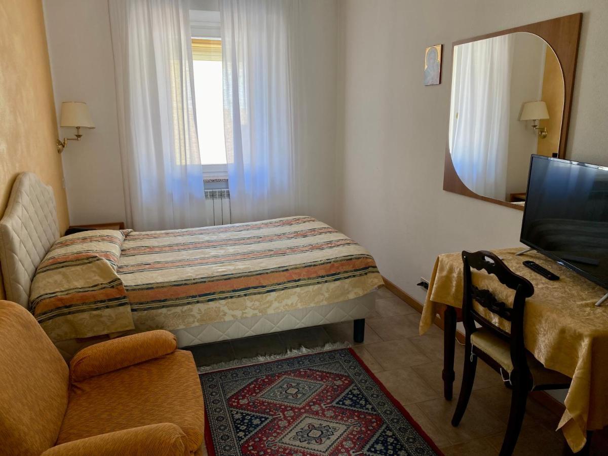 Hotel Centrale San Pellegrino Terme Ngoại thất bức ảnh