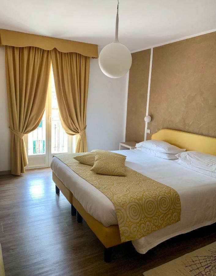 Hotel Centrale San Pellegrino Terme Ngoại thất bức ảnh